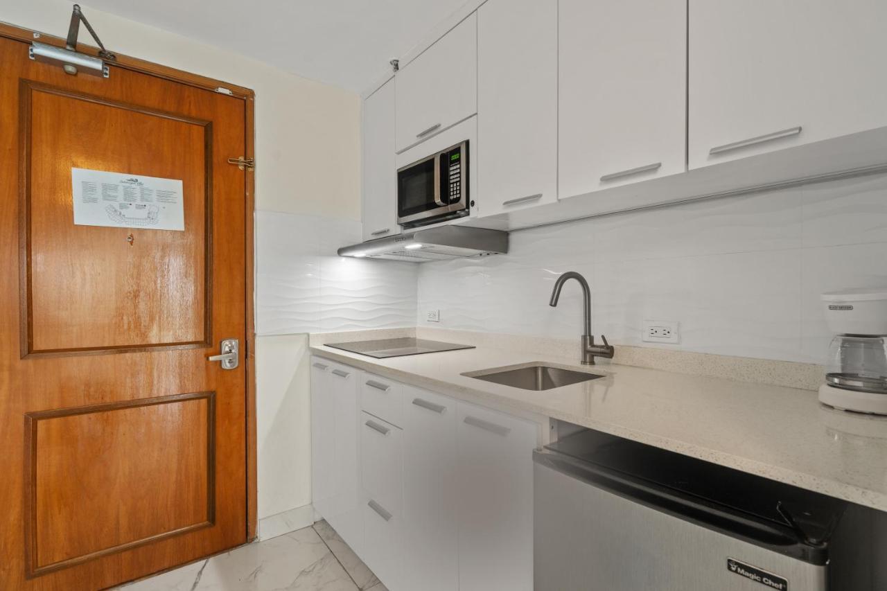 Biarritz Studio - Beautiful Ocean View Studio Apartment San Juan Bagian luar foto