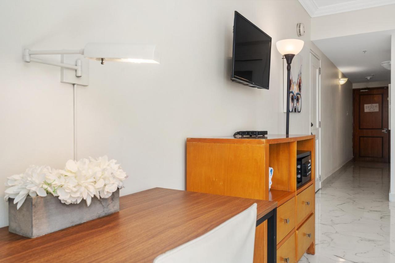 Biarritz Studio - Beautiful Ocean View Studio Apartment San Juan Bagian luar foto